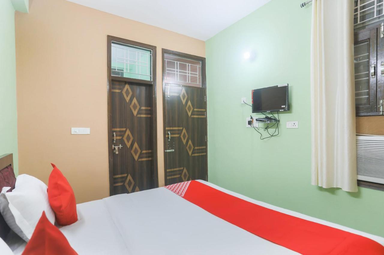 โอโย 61635 Gdd กุฏียร Hotel โนอิดา ภายนอก รูปภาพ