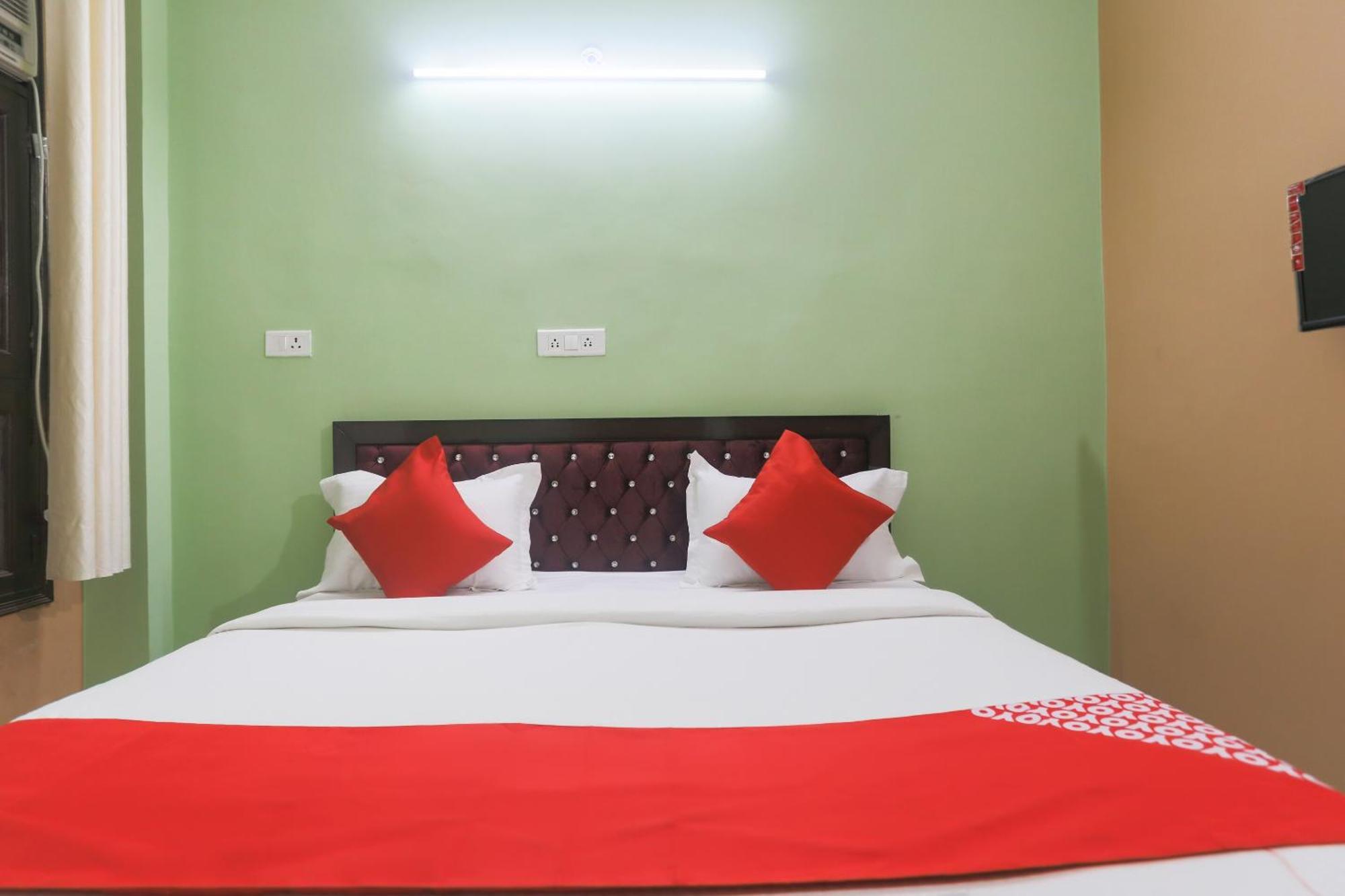 โอโย 61635 Gdd กุฏียร Hotel โนอิดา ภายนอก รูปภาพ