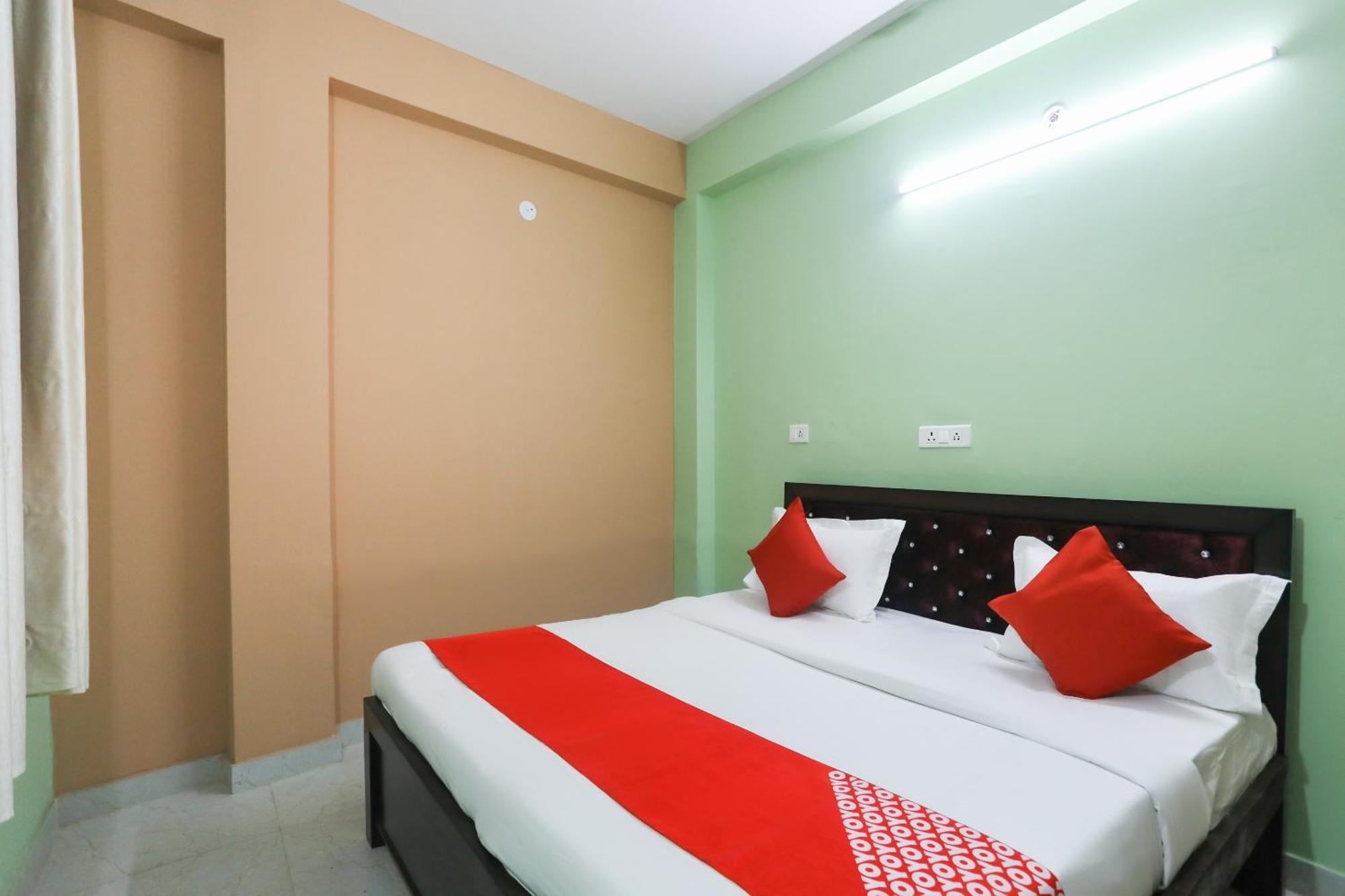 โอโย 61635 Gdd กุฏียร Hotel โนอิดา ภายนอก รูปภาพ